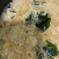 えみーごad's cooksnap of when they made わかめと卵のお味噌汁.