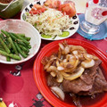 たぁープ〜's cooksnap of when they made 簡単♡タマネギ入りすき焼き.