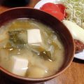 あんまかろん☆'s cooksnap of when they made 玉ねぎと豆腐の味噌汁.