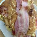 jltgaz's cooksnap of when they made 米国で人気♡ベーコンstripパンケーキ.