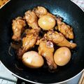 hanemakoo's cooksnap of when they made 鶏手羽元のさっぱりお酢煮.
