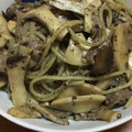 キ沙☆'s cooksnap of when they made ＋エリンギと豚肉の黒胡麻パスタ＋.