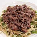 TOMOえ's cooksnap of when they made ☆もやしとピーマン炒めとがっつり焼肉.