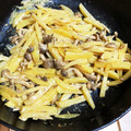 りょーこ0520's cooksnap of when they made じゃがいもとしめじのオイマヨ炒め.