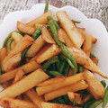 seacomet's cooksnap of when they made 簡単！ひもとうがらし＆じゃがいも☆炒め煮.