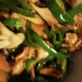 ゆみゆみ1号's cooksnap of when they made 簡単☆まいたけとピーマンのポン酢炒め.