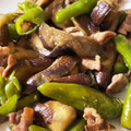 ぷーとんR's cooksnap of when they made 豚肉なすピーマンししとう炒め.
