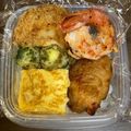 しゃべちゃん's cooksnap of when they made プチ贅沢♡4種の具入り♡四角いおにぎり.