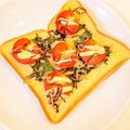 sara0802's cooksnap of when they made ミニトマトと大葉のトースト☆～.