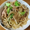 JINﾏﾏ's cooksnap of when they made 簡単♪きのことオイスターソースの焼うどん.