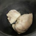 hazelnats's cooksnap of when they made ホットクックで冷凍のまま 万能ゆで鶏胸肉.