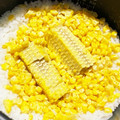 y_u♡'s cooksnap of when they made 炊飯器でとうもろこしご飯.
