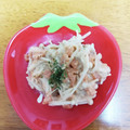 近所に同姓同名's cooksnap of when they made 鮭フレーク消費レシピ☆えのきと鮭のソテー.