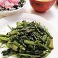 クックE662AA☆'s cooksnap of when they made 空芯菜のにんにく胡椒炒め.
