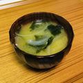 Asato★'s cooksnap of when they made 新わかめと新玉ねぎの味噌汁.