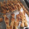 みぃずーこ's cooksnap of when they made パイシートで簡単！チーズスティックパイ♡.