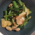 ひろみつばち's cooksnap of when they made 鶏と小松菜のピリ辛炒め.
