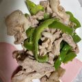 初心者モト's cooksnap of when they made 簡単！豚バラ肉とピーマンの塩レモン炒め♪.