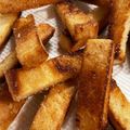 m11m11's cooksnap of when they made 簡単★食パンの耳で揚げない揚げパン★.