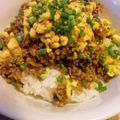 mamejima's cooksnap of when they made 豚ひき肉でおいしい節約そぼろご飯★三色丼.