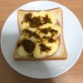 天瀬屋のほっこりお福's cooksnap of when they made 簡単朝食♡ハム&マヨネーズカレートースト.