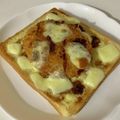 sayaendo＊'s cooksnap of when they made ボリュームあり♥マヨチーコロッケトースト.
