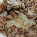 クックVOY1Q3☆'s cooksnap of when they made 簡単！鶏むねと玉ねぎの照り焼きレンジ蒸し.
