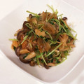 クックほのママ☆'s cooksnap of when they made ☆豆苗ときのこのオイスターソース炒め☆.