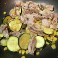 ハヤシライス♪'s cooksnap of when they made 簡単！豚こまとズッキーニの梅マヨ炒め♪.