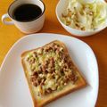 オデッタ's cooksnap of when they made 朝から元気♪納豆コロ・チー・トースト☆.