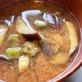 ma2kaboch's cooksnap of when they made 簡単！茄子とオクラのお味噌汁.