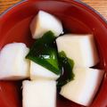 カメ姫☆'s cooksnap of when they made わかめとはんぺんのお吸い物.
