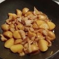 トラとつる's cooksnap of when they made 豚バラ肉とじゃがいもの味噌バター炒め.