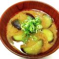 azbjbn's cooksnap of when they made 茄子と玉葱の味噌汁.