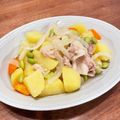 エル♀'s cooksnap of when they made STAUBで！塩肉じゃが.