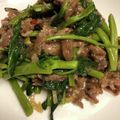 kurozata's cooksnap of when they made 沙茶牛肉と空芯菜のあんかけご飯.