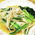 momojelly's cooksnap of when they made 弁当にも！小松菜ときのこのバタぽんソテー.