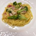 kpえもん♪'s cooksnap of when they made ブロッコリーの簡単ペペロンチーノ♡.