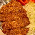 休日は男子が当番's cooksnap of when they made 揚げないトンカツ〜油不使用〜簡単.