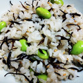 MintHawaii's cooksnap of when they made お弁当に！ひじきと枝豆の簡単混ぜご飯.