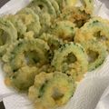 ポメちょん's cooksnap of when they made サクッと美味しい♪ゴーヤの青のり天ぷら.