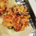 misato272's cooksnap of when they made さくさく☆むきエビと野菜のかき揚げ.