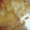 あゆたっくん's cooksnap of when they made どっさり♪きゃべつとベーコンのお味噌汁.