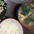 2児ママみきてぃ's cooksnap of when they made えのきと豆腐のみそ汁.