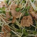 いわみかちゃん's cooksnap of when they made 豚ばら肉とかいわれのさっぱりサラダ.