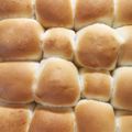 ねこまぃ。's cooksnap of when they made シンプル ミルクちぎりパン.
