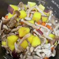 hey-youta's cooksnap of when they made 秋★キノコとさつまいもの炊き込みご飯.