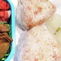 くらら♪☆'s cooksnap of when they made 隠し味でグンと旨い！鮭マヨおにぎり.