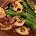hitsujiさん's cooksnap of when they made ＊万願寺とうがらしと豚肉の甘酢炒め＊.