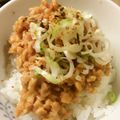 ベティ３'s cooksnap of when they made 納豆ご飯(長ねぎ、七味唐辛子).